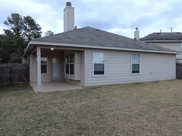 $2,060 | 20335 Mammoth Falls Drive, Tomball, TX 77375