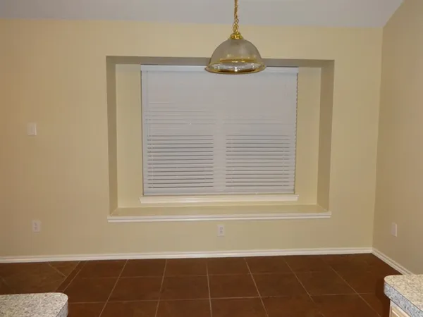 $2,060 | 20335 Mammoth Falls Drive, Tomball, TX 77375