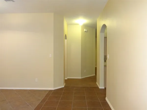 $2,060 | 20335 Mammoth Falls Drive, Tomball, TX 77375