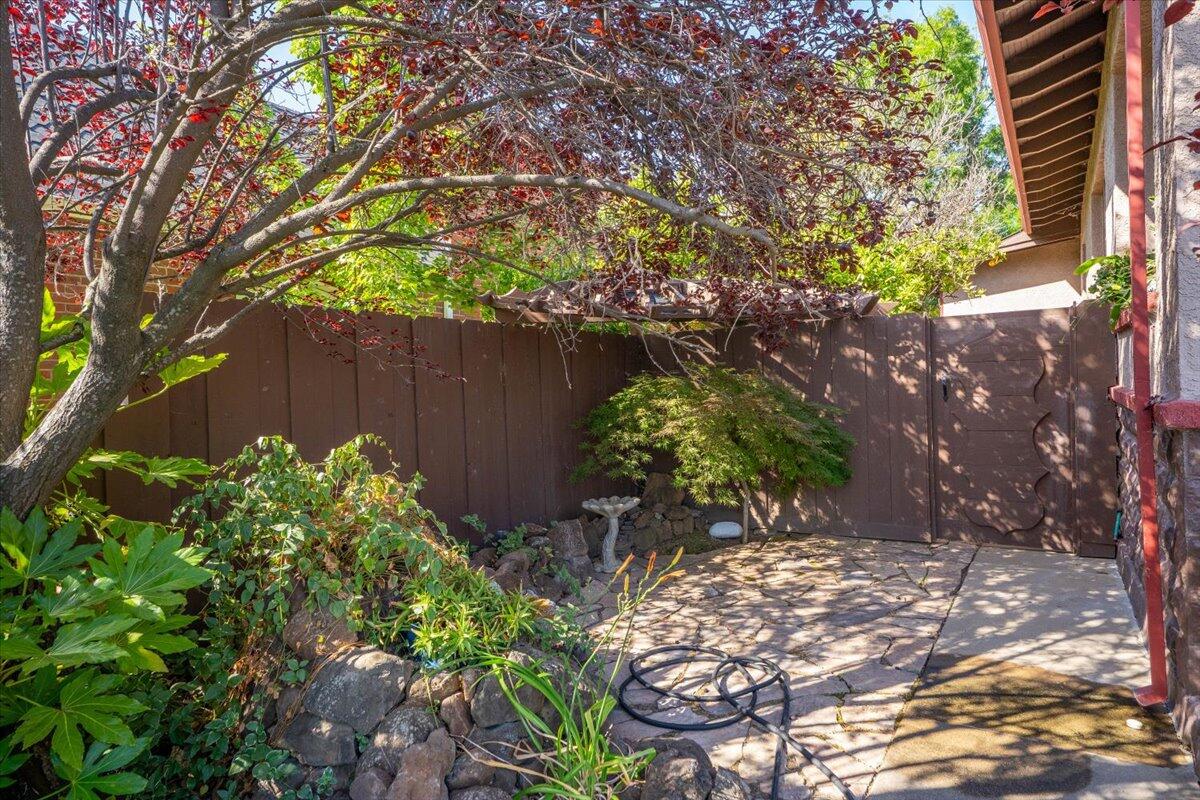 931 Rio Street Red Bluff, CA 96080 - Photo 43 of 54 43
