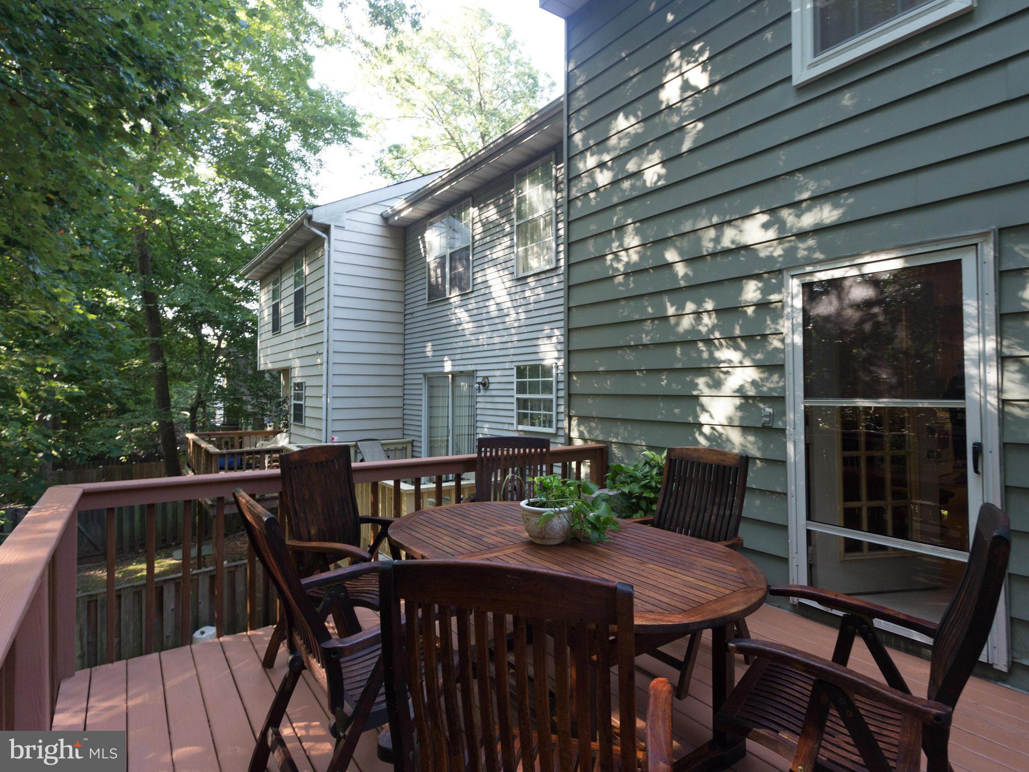 15237 Streamside Court Dumfries, VA 22025 - Photo 13 of 30 Exterior (Rear)