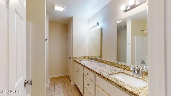 $1,895 | 394 Rosalie Maria Drive, Biloxi, MS 39531