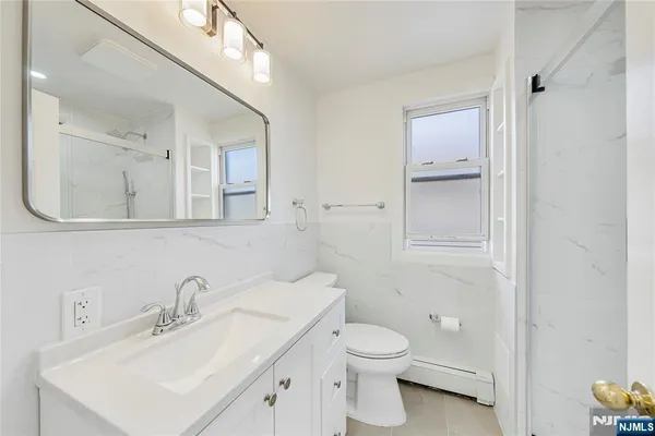 $3,000 | 27 Monsignor Owens Place, Unit 2, Nutley, NJ 07110