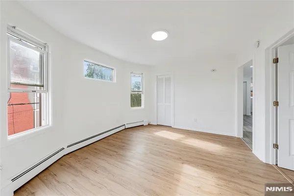 $3,000 | 27 Monsignor Owens Place, Unit 2, Nutley, NJ 07110