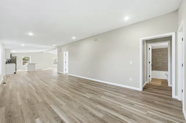 $204,900 | 406 West Lincoln Street, Ashley, IN 46705