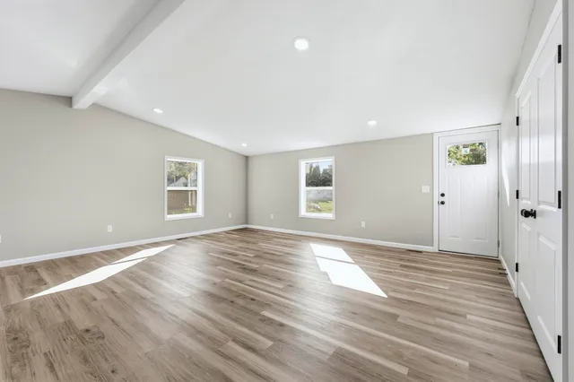 $204,900 | 406 West Lincoln Street, Ashley, IN 46705