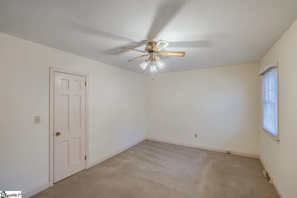 $190,000 | 1 B Heritage Court, Greenville, SC 29615