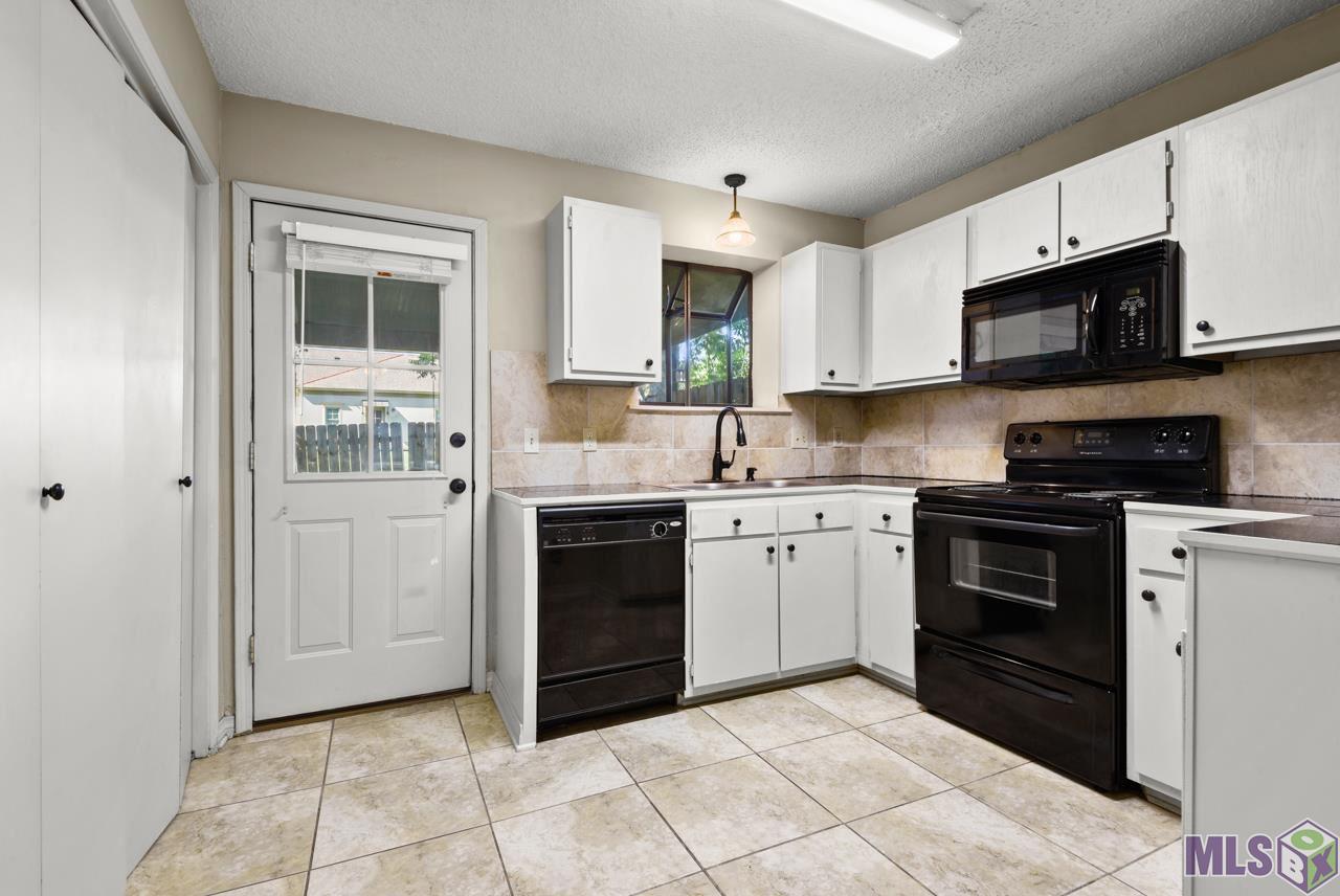 9506 Jefferson Highway, Unit 25 Baton Rouge, LA 70809 - Photo 4 of 12