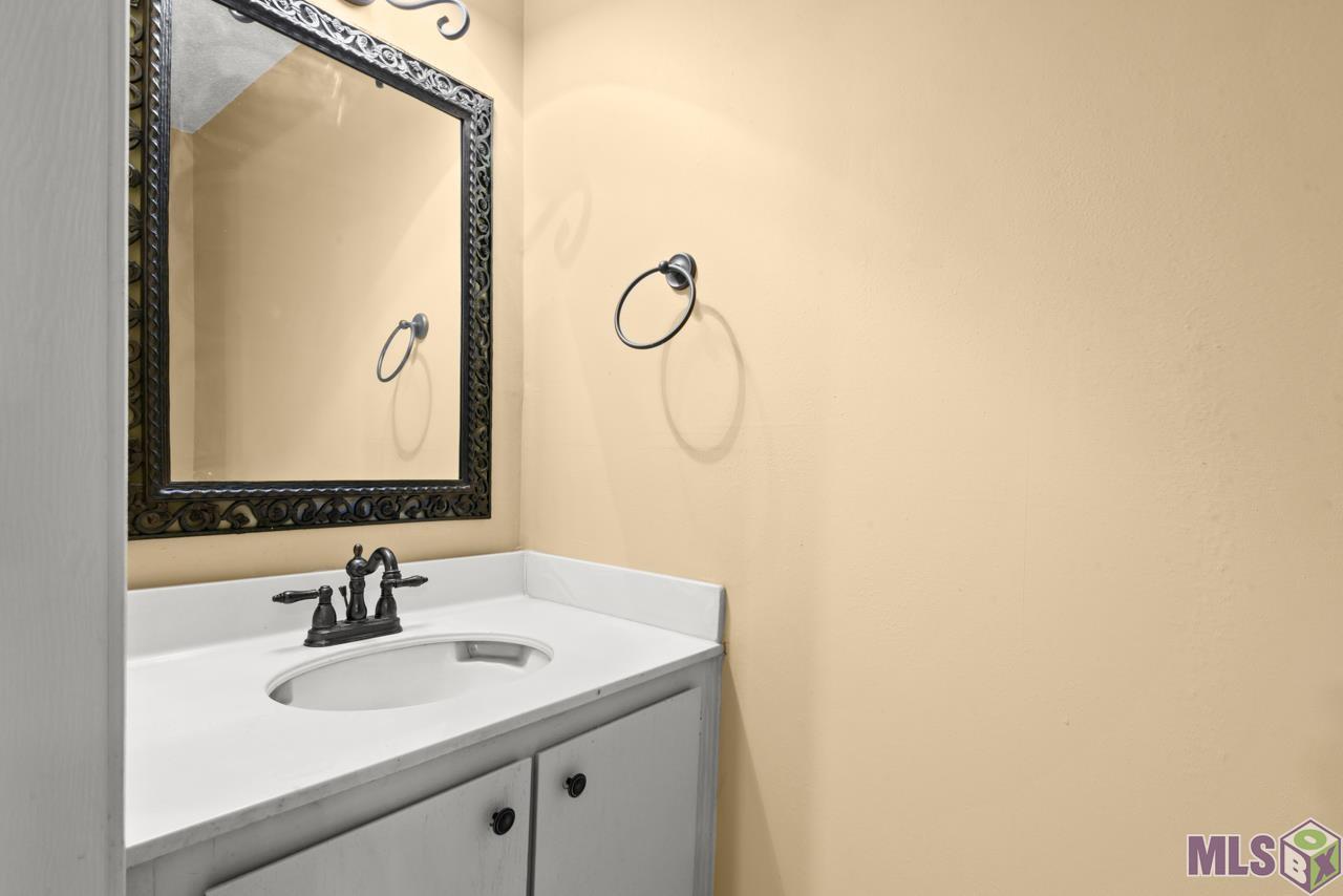 9506 Jefferson Highway, Unit 25 Baton Rouge, LA 70809 - Photo 9 of 12