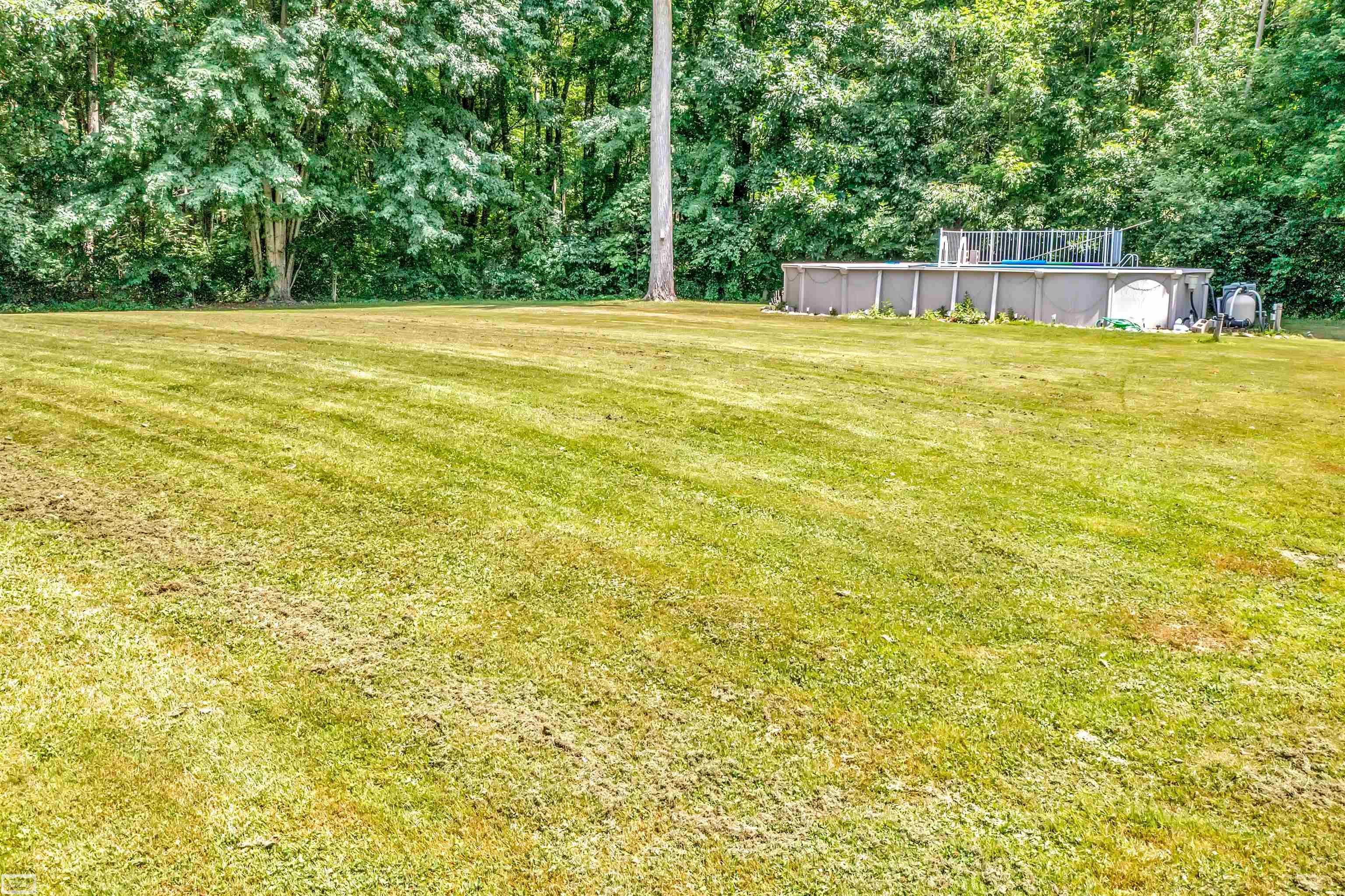 6880 Holland Road Algonac, MI 48001 - Photo 14 of 46 50101945-13.JPG
