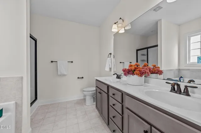 $368,000 | 45 Watersedge Lane, Smithfield, NC 27577