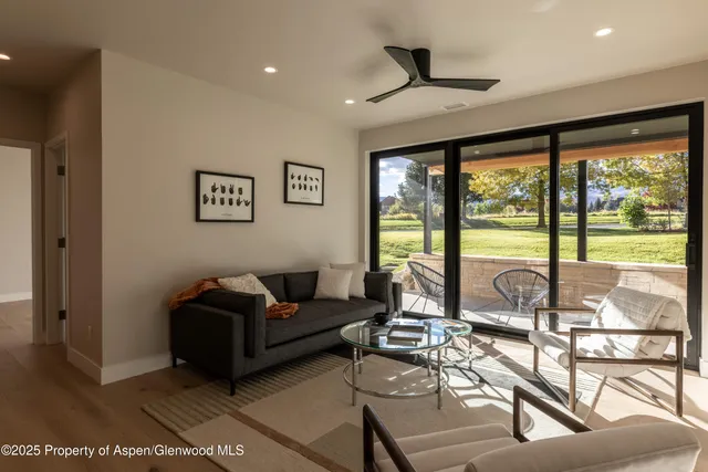 $3,995,000 | 719 Perry Ridge, Carbondale, CO 81623