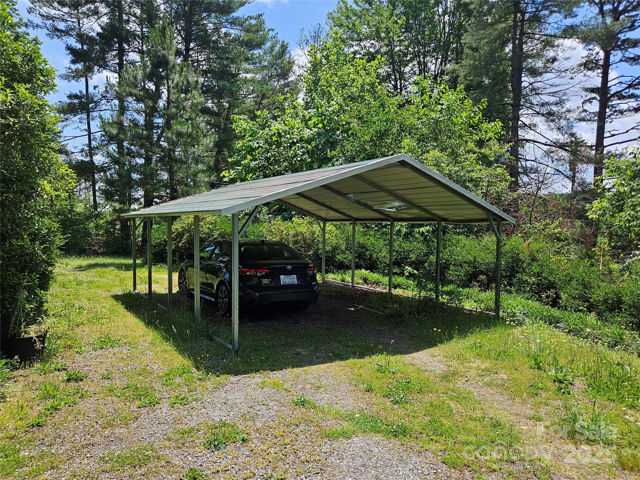 368 Settlemyre Road Morganton, NC 28655 - Photo 5 of 47 a view of back yard with green space