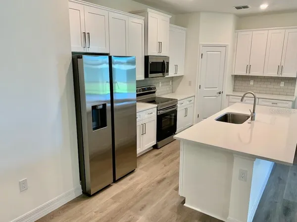 $2,400 | 21475 Seaton Avenue, Port Charlotte, FL 33954