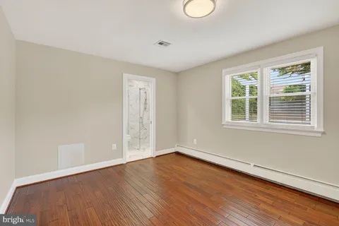 $1,195,000 | 4320 Loyola Avenue, Alexandria, VA 22304