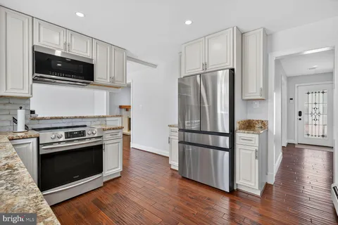 $1,195,000 | 4320 Loyola Avenue, Alexandria, VA 22304