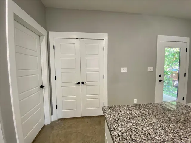 $1,495 | 114 West Walker Street, Denison, TX 75021