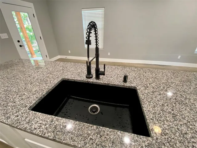 $1,495 | 114 West Walker Street, Denison, TX 75021