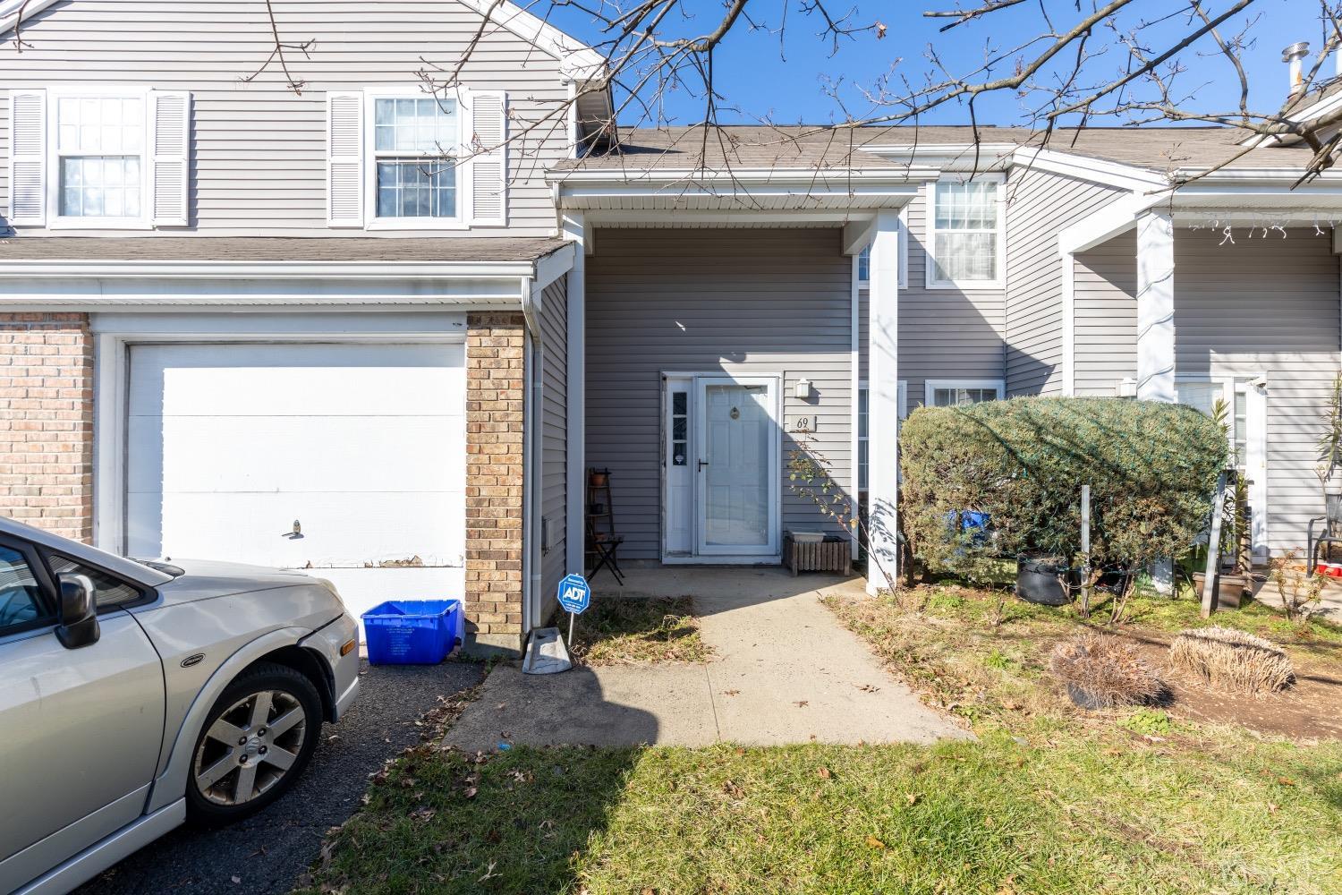 69 Renaissance Lane New Brunswick, NJ 08901 - Photo 1 of 17 Gallery Image 1