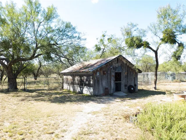 a view of a small yard