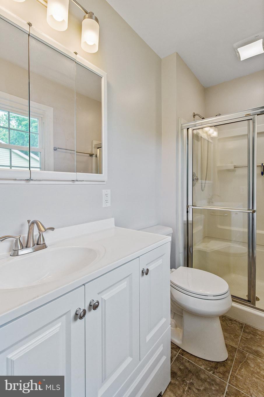 8803 Oxwell Lane Laurel, MD 20708 - Photo 13 of 30 Bath (Master)