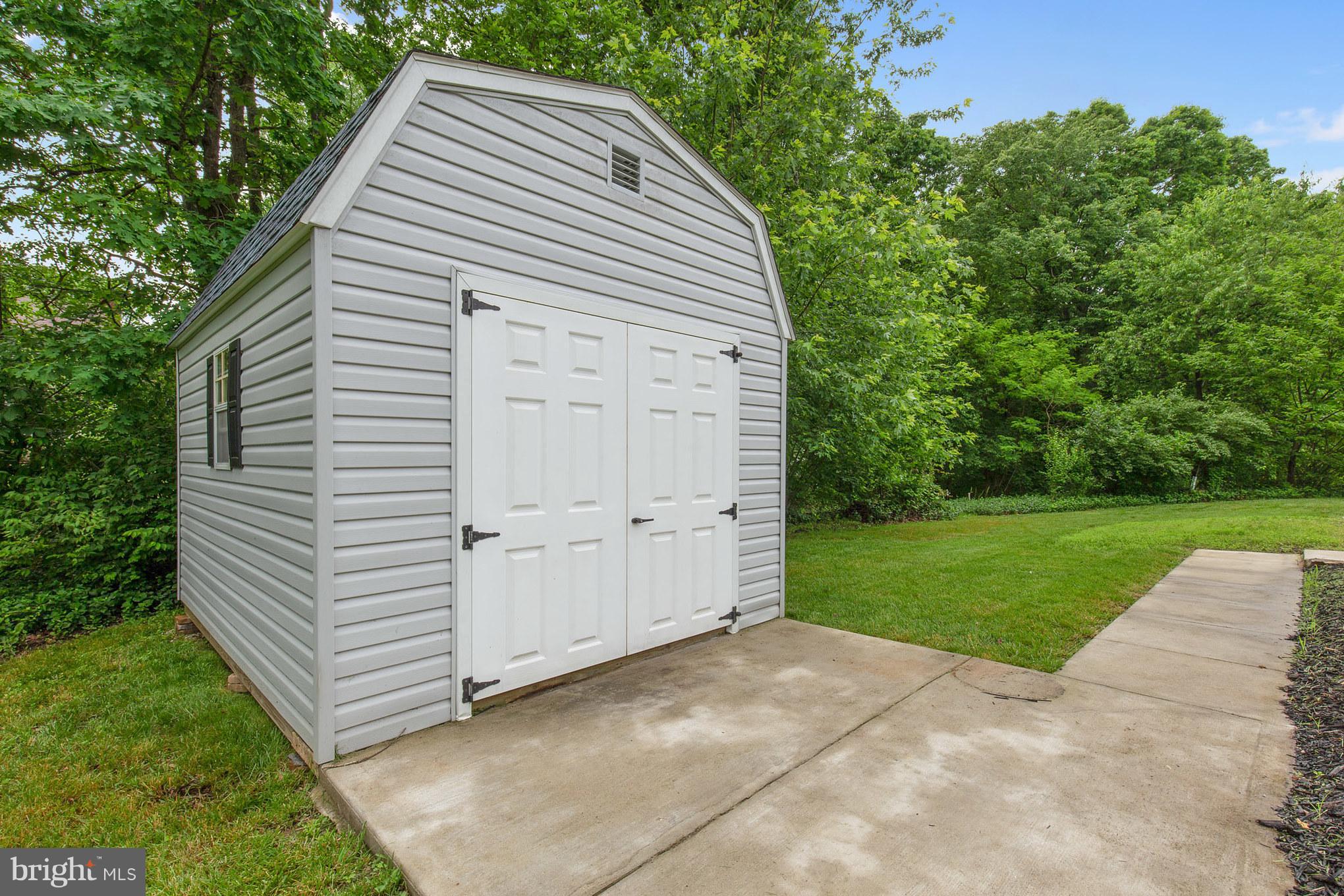 8803 Oxwell Lane Laurel, MD 20708 - Photo 26 of 30 Shed