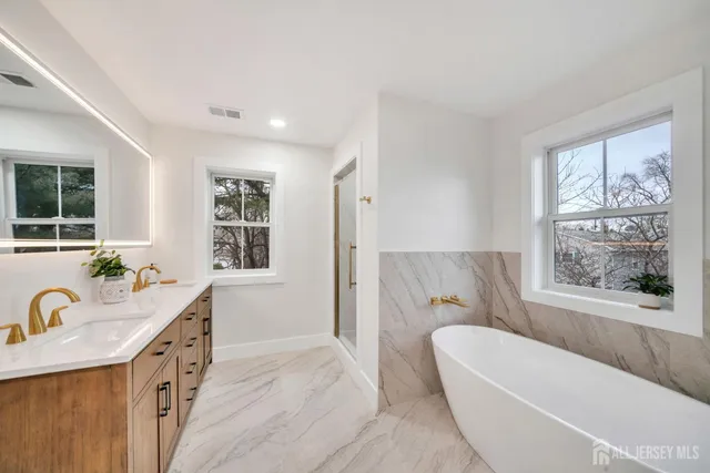 $1,099,000 | 66 Garden Terrace, Edison, NJ 08817