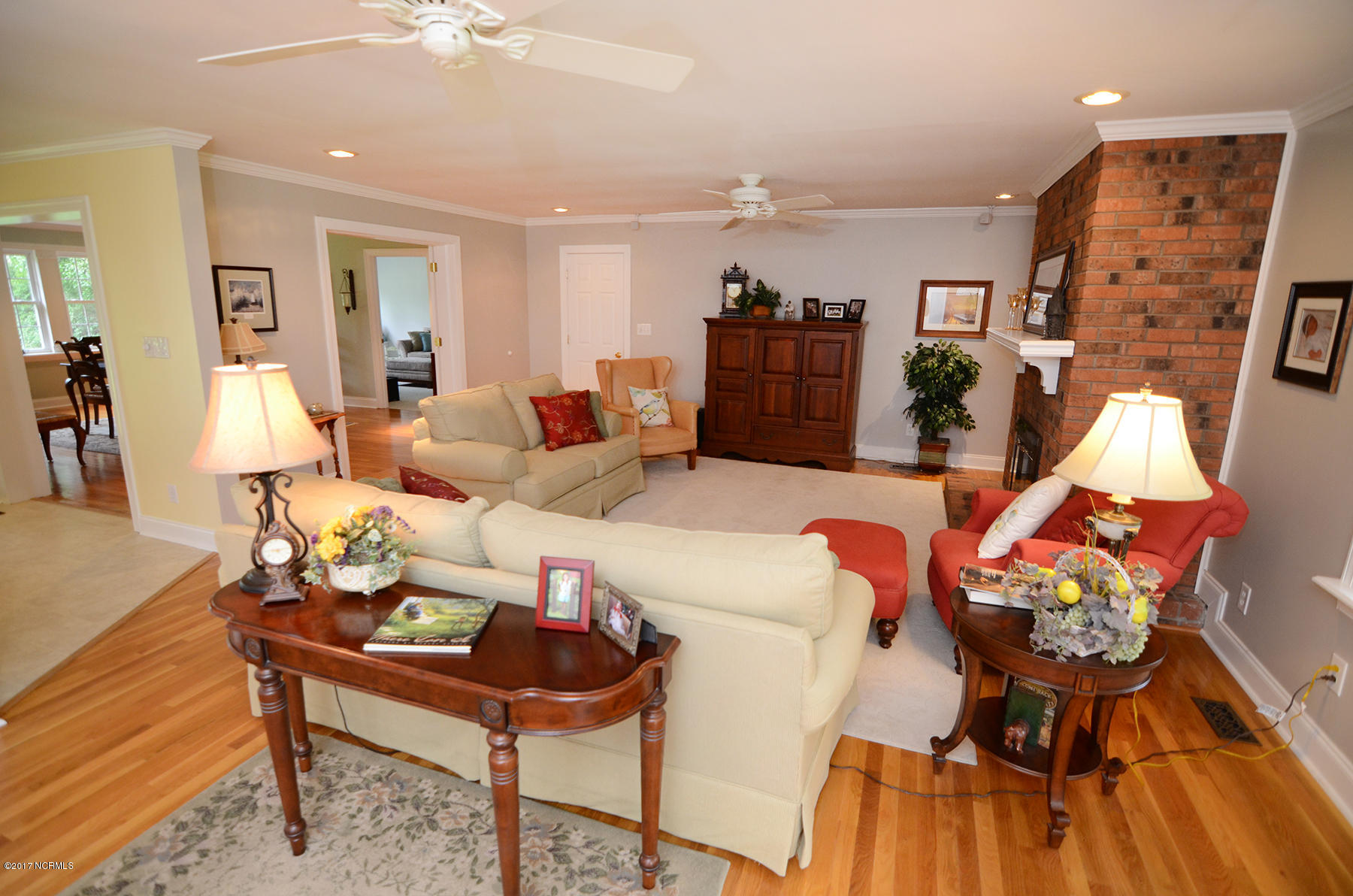 8045 Fed Stone Road Middlesex, NC 27557 - Photo 3 of 16 LIVINGROOM