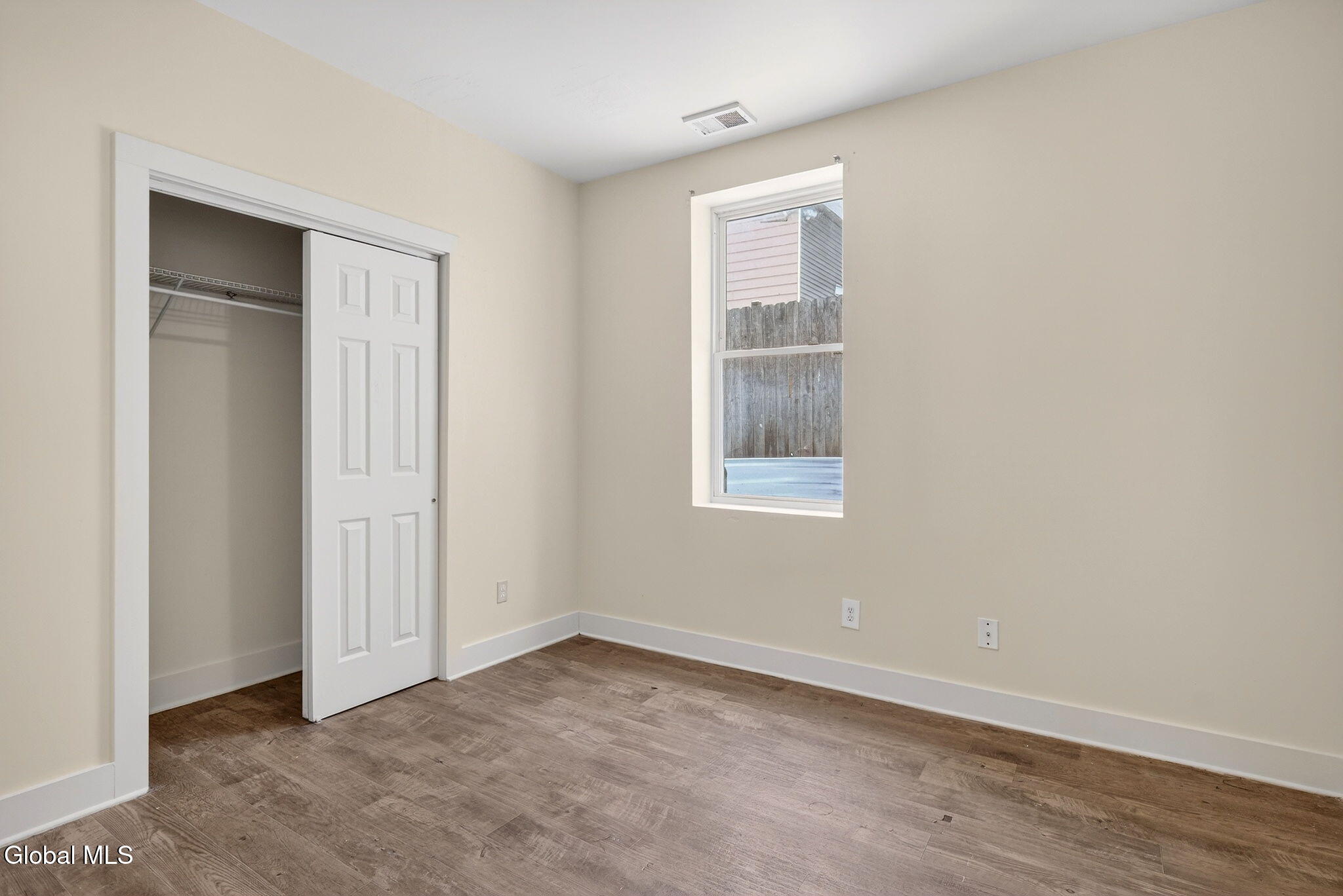 38 Tyler Street Troy, NY 12180 - Photo 6 of 28 38 Tyler Interior 5