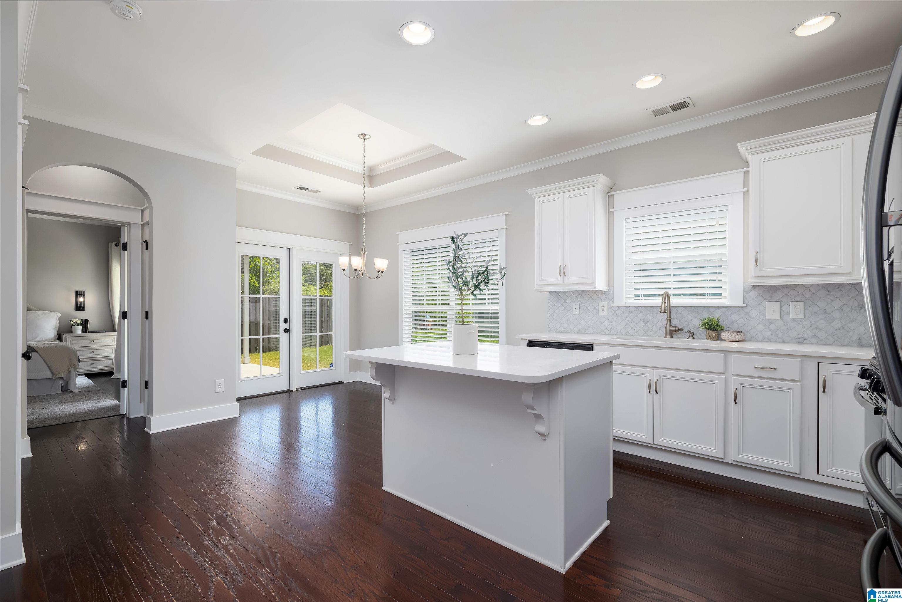 2816 Montevallo Park Road Birmingham, AL 35210 - Photo 8 of 31