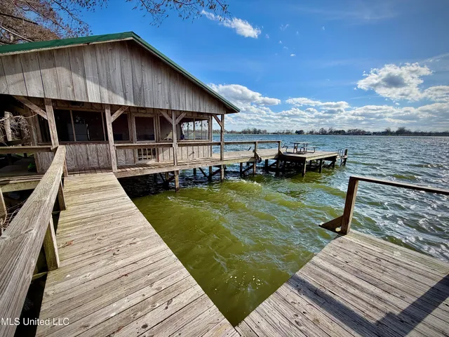 $320,000 | 2927 Highway 569, Ferriday, LA 71334