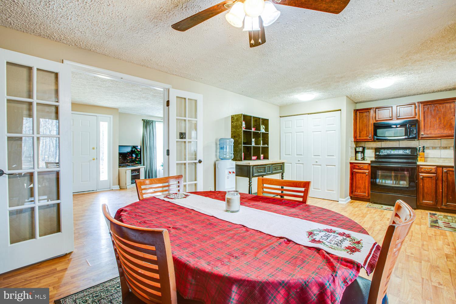 11337 Orange Plank Road Locust Grove, VA 22508 - Photo 11 of 39 Kitchen