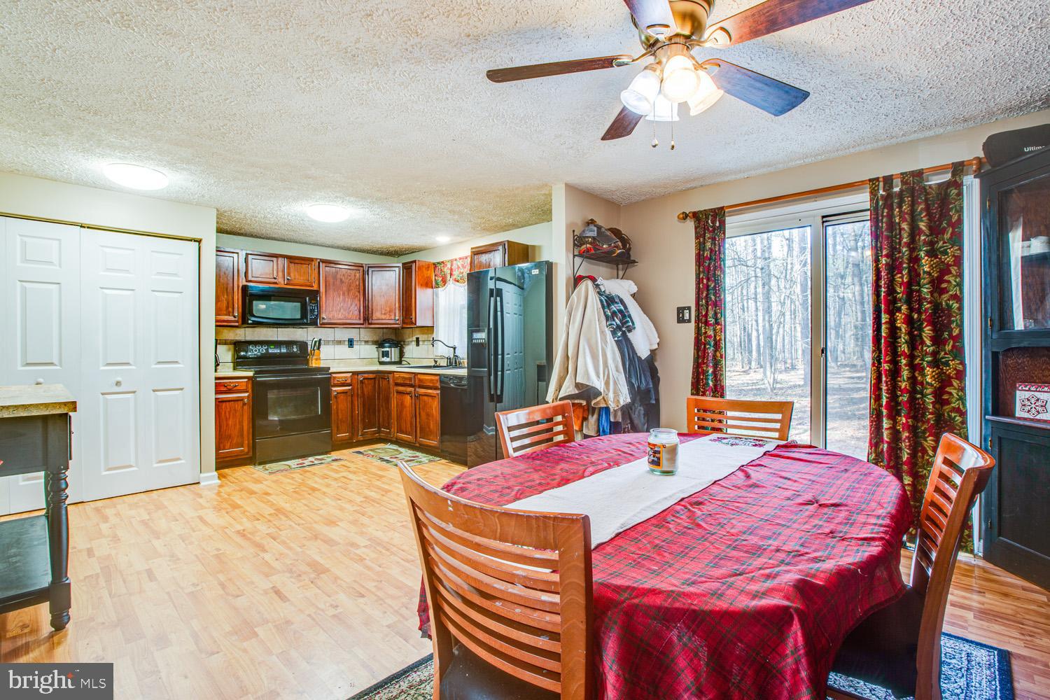 11337 Orange Plank Road Locust Grove, VA 22508 - Photo 12 of 39 Kitchen