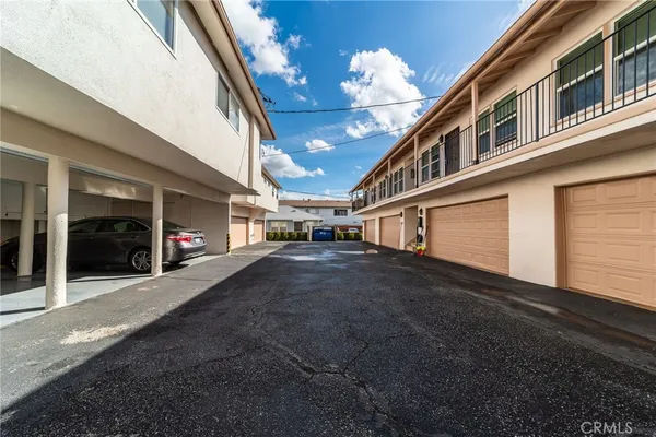 $1,875 | 113 North 1st Street, Unit G, Alhambra, CA 91801