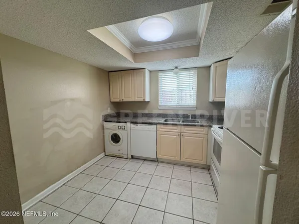 $1,195 | 3917 Corrida Court, Unit 2, Jacksonville, FL 32217