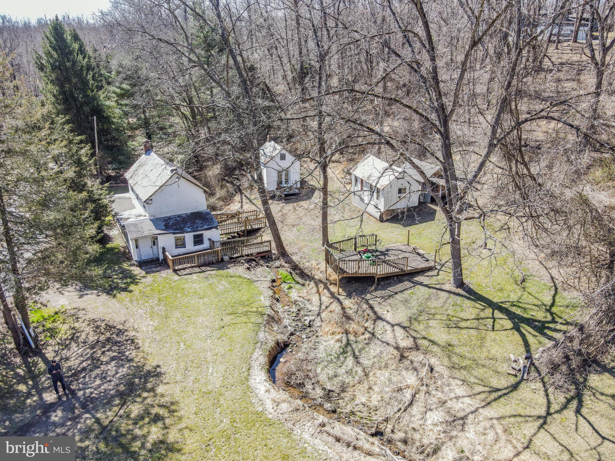 4828 Upper Beckleysville Road Hampstead, MD 21074 - Photo 2 of 20