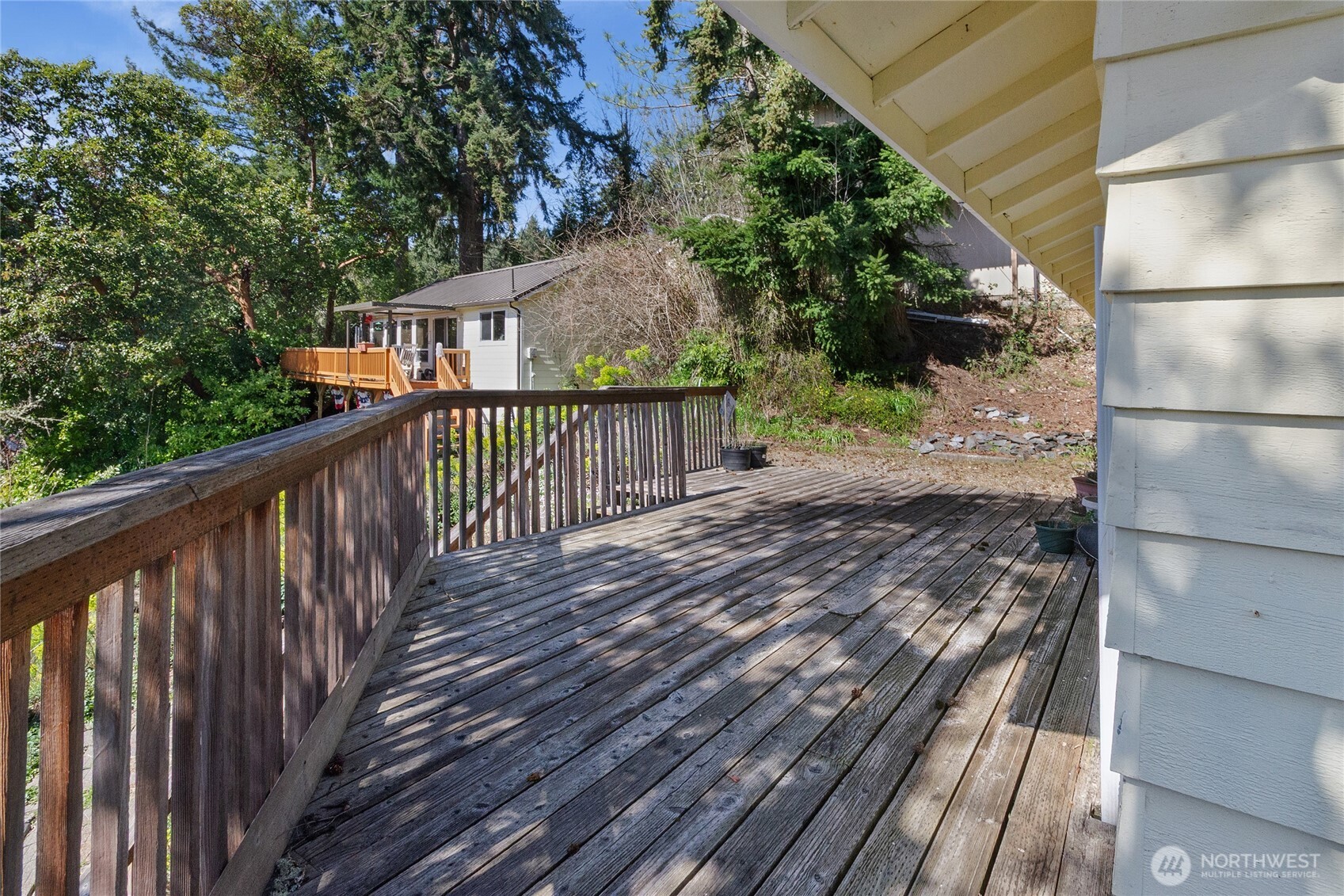 5042 Raccoon Valley Road Southeast Olympia, WA 98513 - Photo 14 of 40
