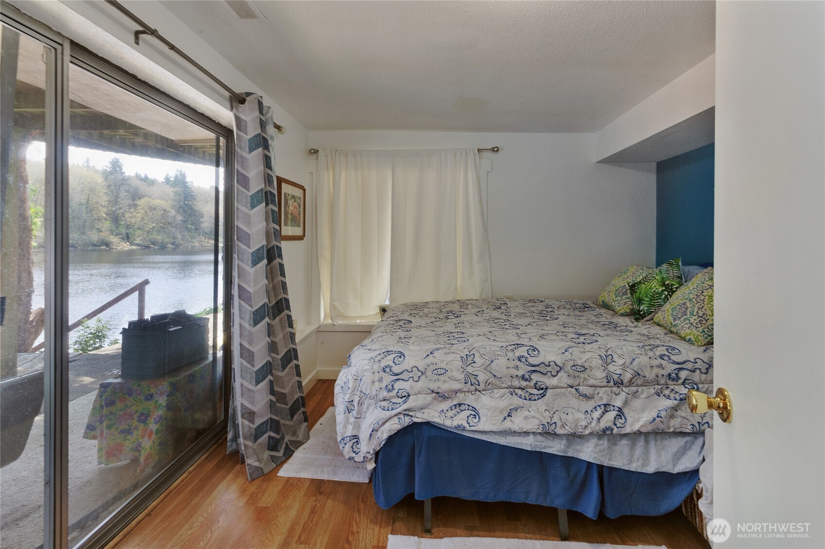 5042 Raccoon Valley Road Southeast Olympia, WA 98513 - Photo 25 of 40