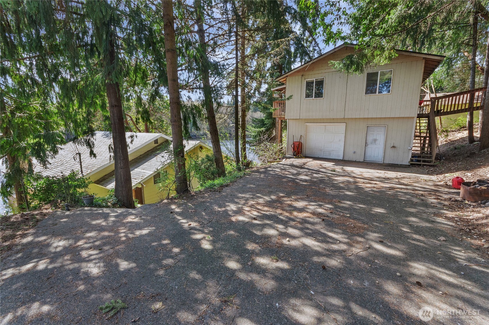 5042 Raccoon Valley Road Southeast Olympia, WA 98513 - Photo 28 of 40