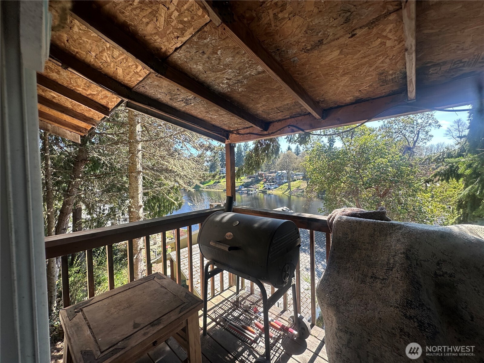 5042 Raccoon Valley Road Southeast Olympia, WA 98513 - Photo 30 of 40