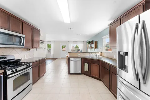 $327,000 | 6735 Plains Crest Drive, Del Valle, TX 78617