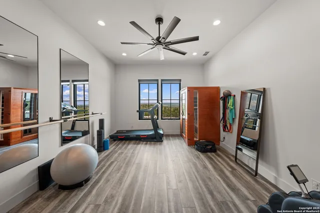 $2,850,000 | 120 Lost Valley Lane East, Kerrville, TX 78028