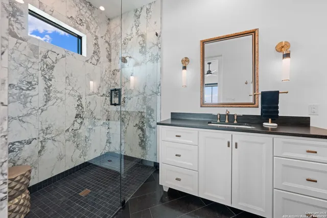 $2,850,000 | 120 Lost Valley Lane East, Kerrville, TX 78028