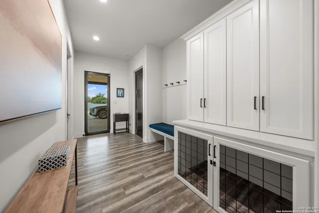 $2,850,000 | 120 Lost Valley Lane East, Kerrville, TX 78028