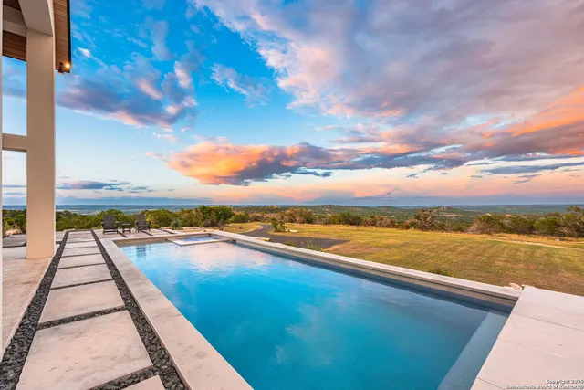 $2,850,000 | 120 Lost Valley Lane East, Kerrville, TX 78028