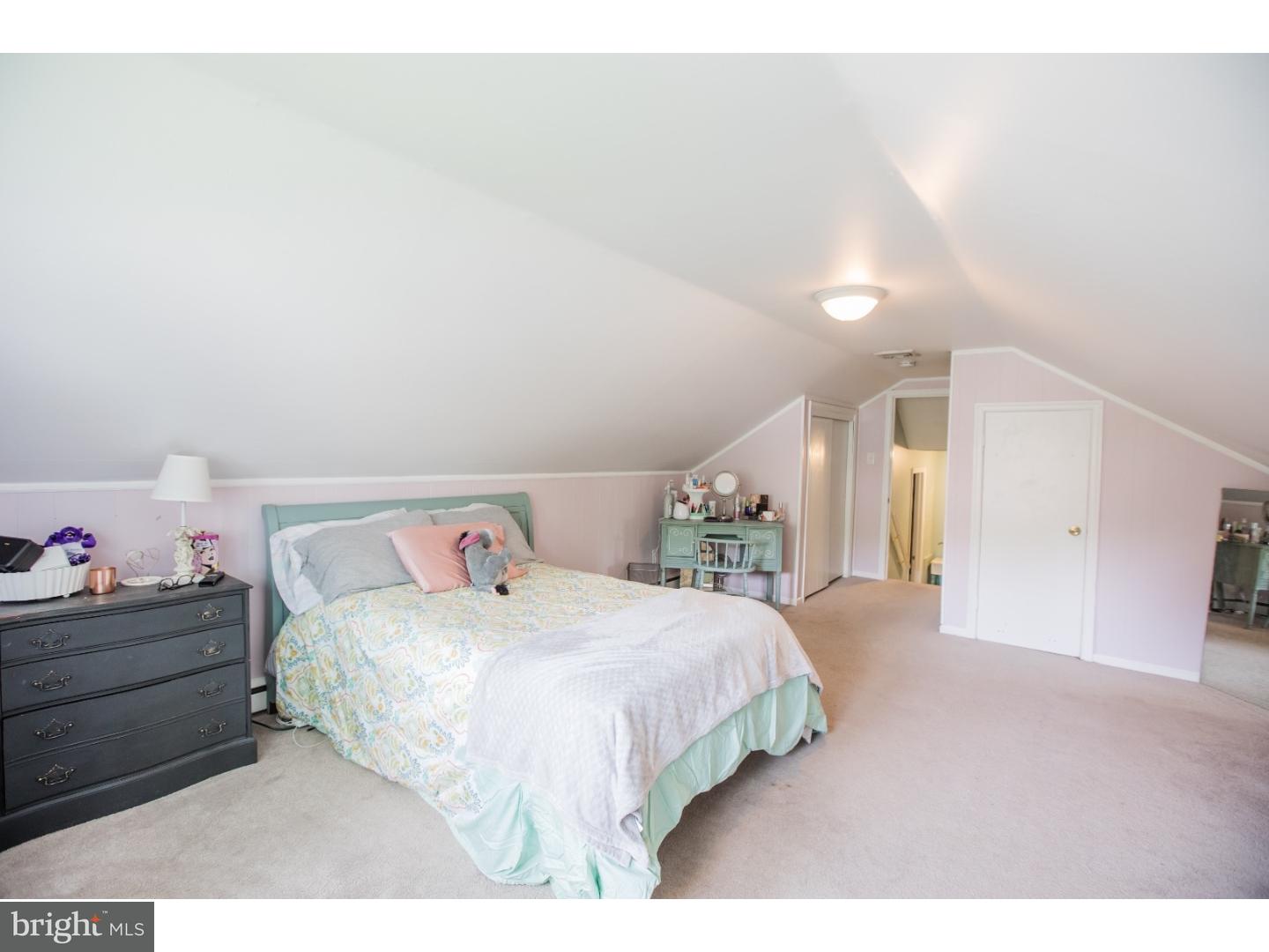 201 Glendale Road Wallingford, PA 19086 - Photo 19 of 25 Bedroom 3