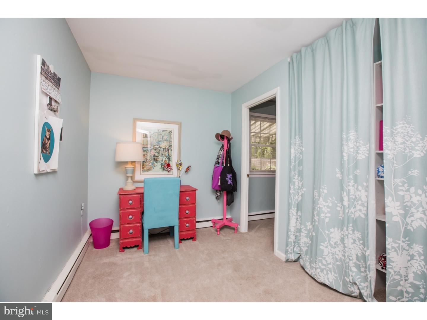 201 Glendale Road Wallingford, PA 19086 - Photo 5 of 25 Office / Study