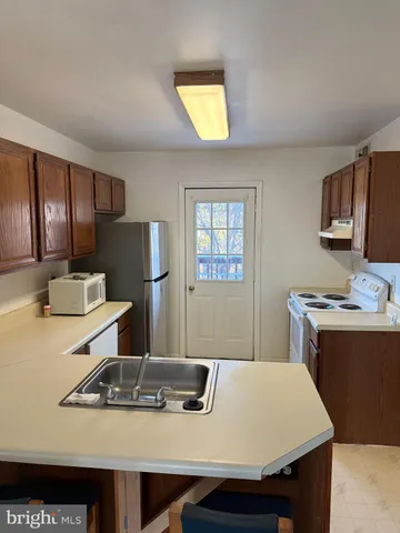 $1,350 | 101 North Caroline Place, Dover, DE 19904