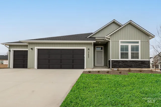 $465,990 | 3508 East Boxelder Drive, Nampa, ID 83686
