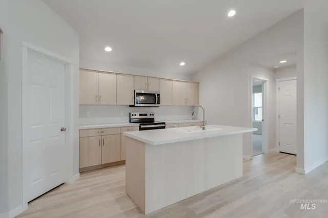 $465,990 | 3508 East Boxelder Drive, Nampa, ID 83686